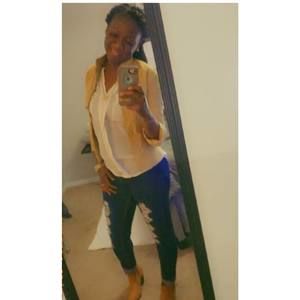 Meet your Posher, Danielle